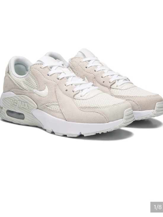 Nike Shoes - Nike Women's Air Max excee sz 10